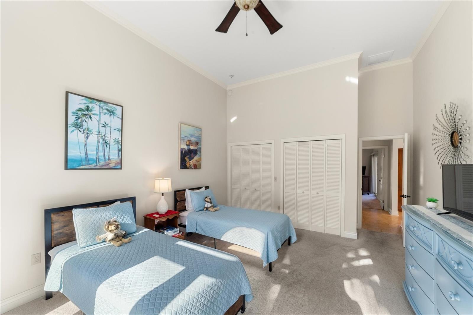 4937 OXFORD DR — photo 23