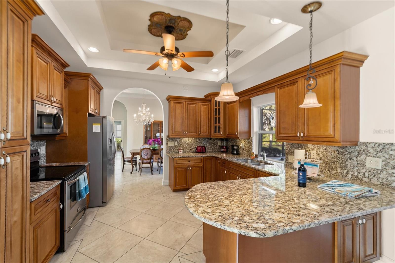 4937 OXFORD DR — photo 13