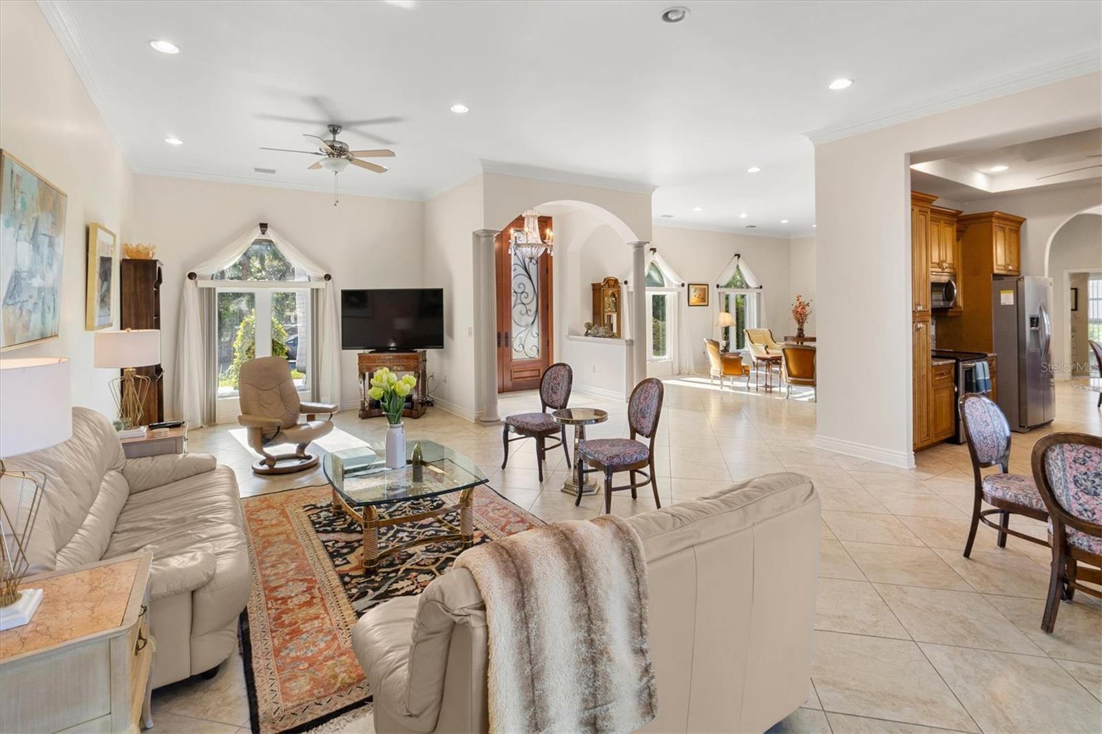4937 OXFORD DR — photo 16
