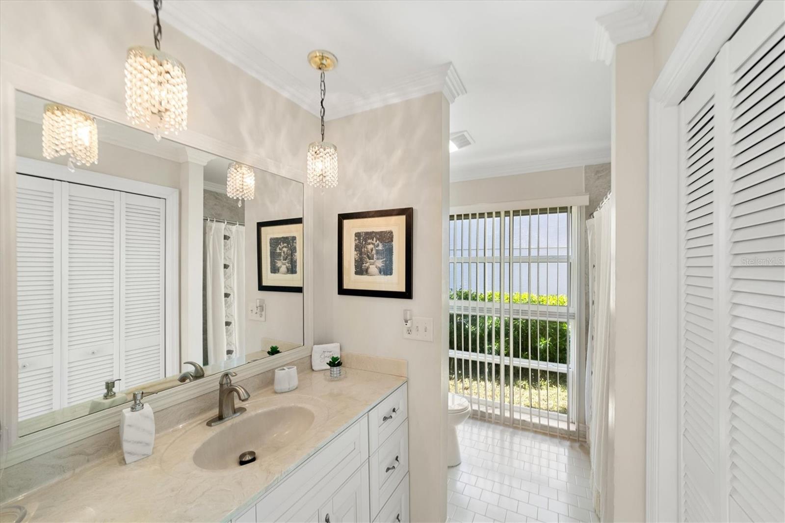 4937 OXFORD DR — photo 25