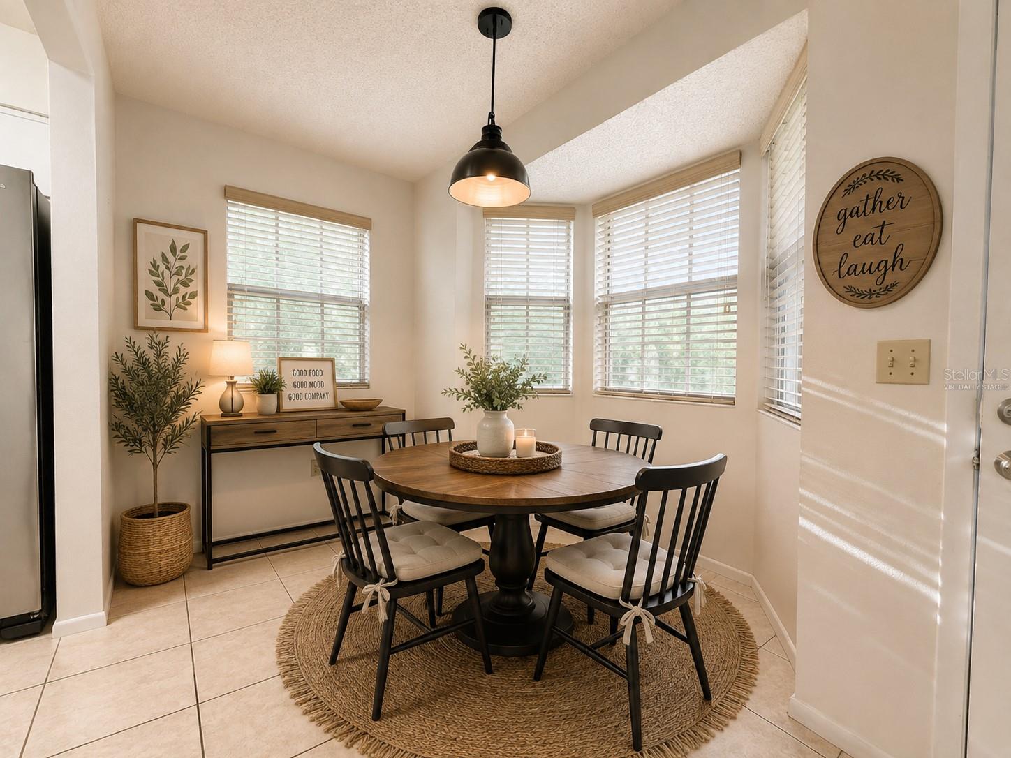 12605 KNOLLBROOK LN — photo 8