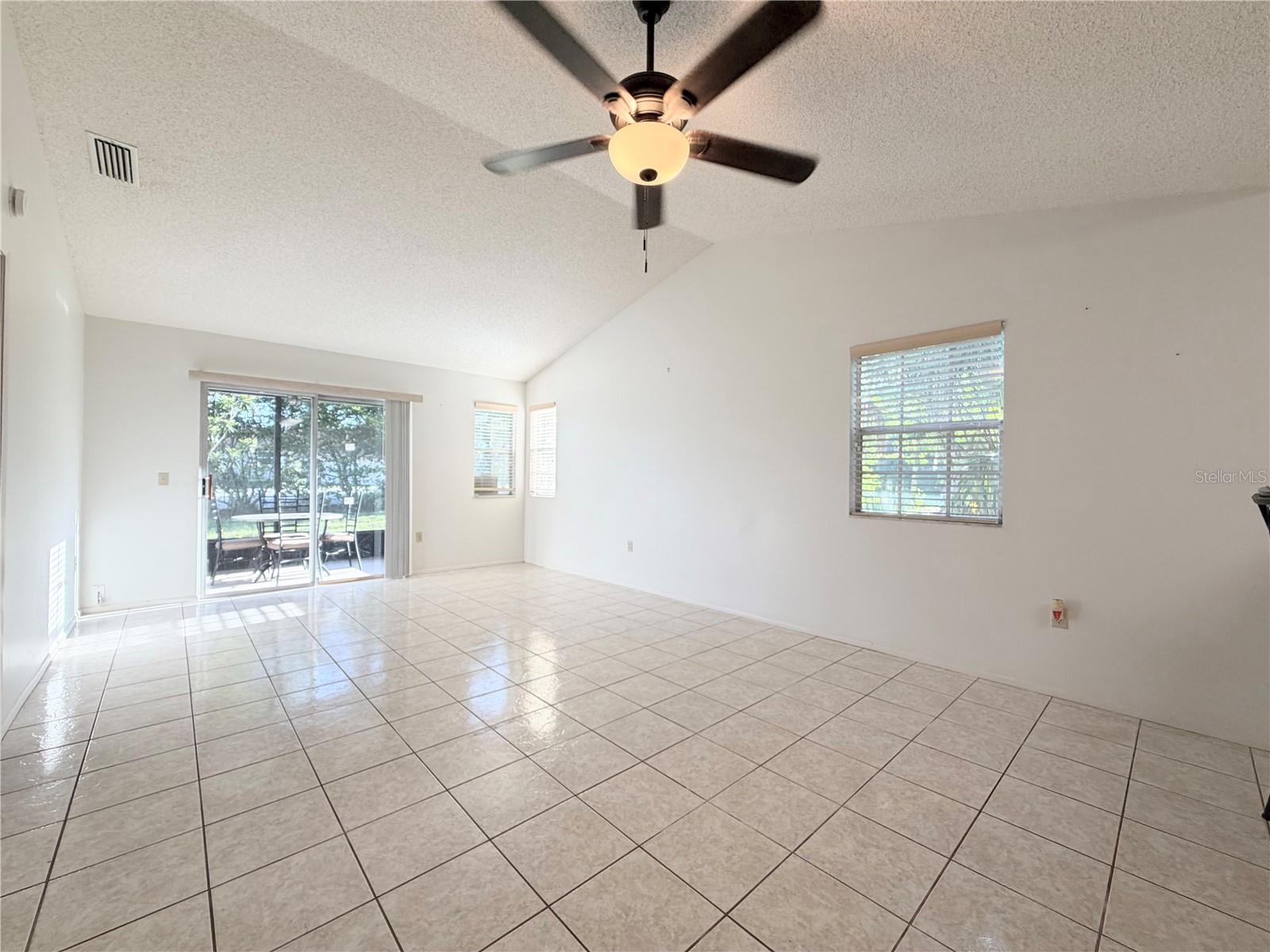 12605 KNOLLBROOK LN — photo 5