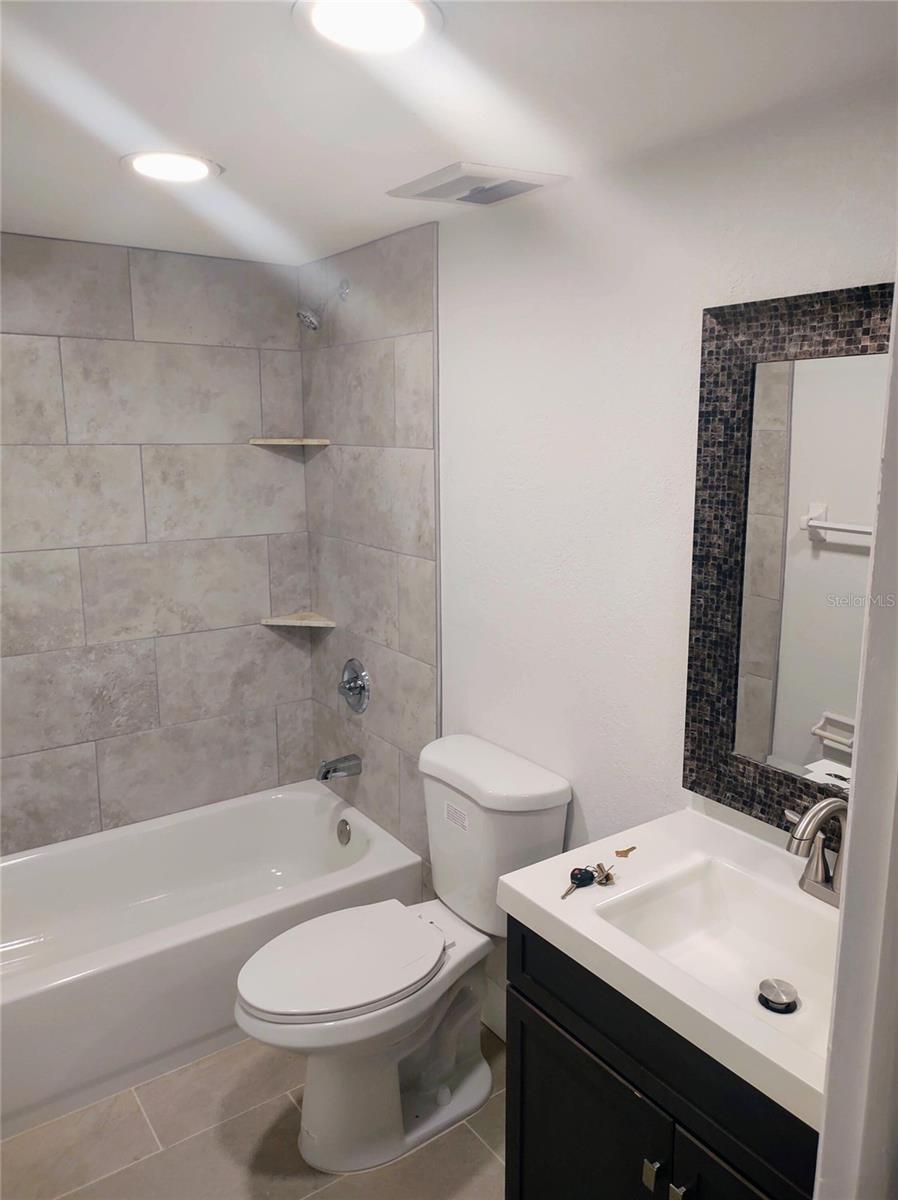 5725 12TH AVE N #304D — photo 3