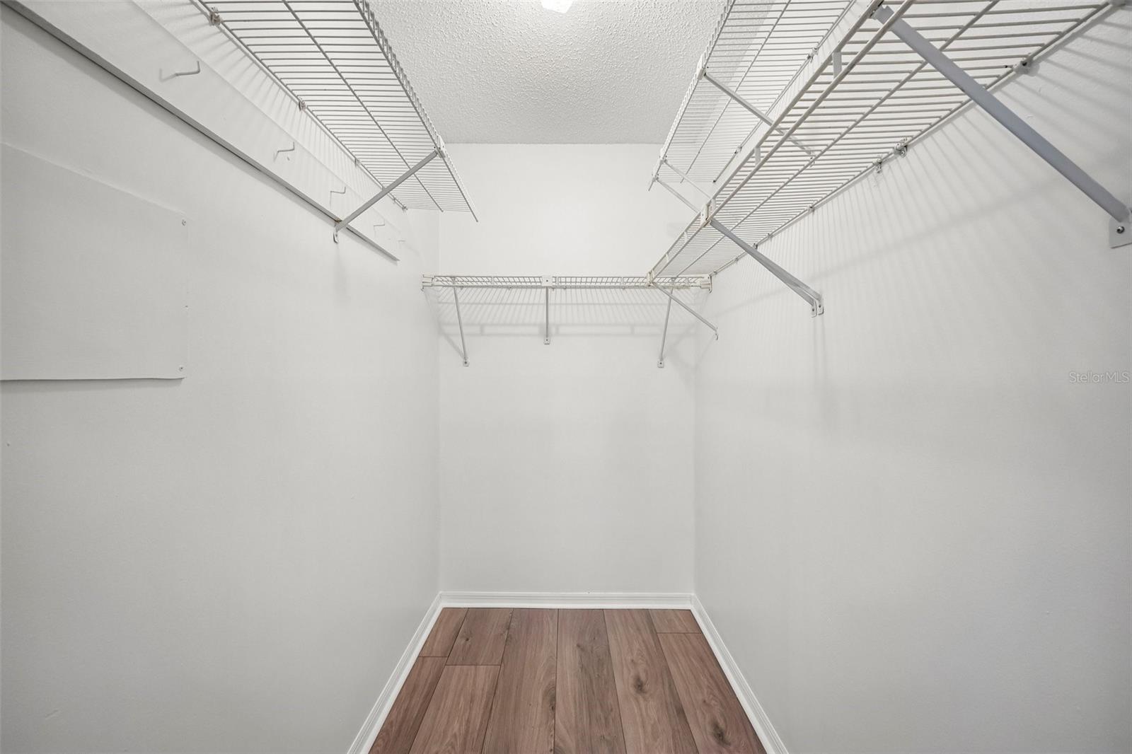 2224 GRENADIER DR — photo 17