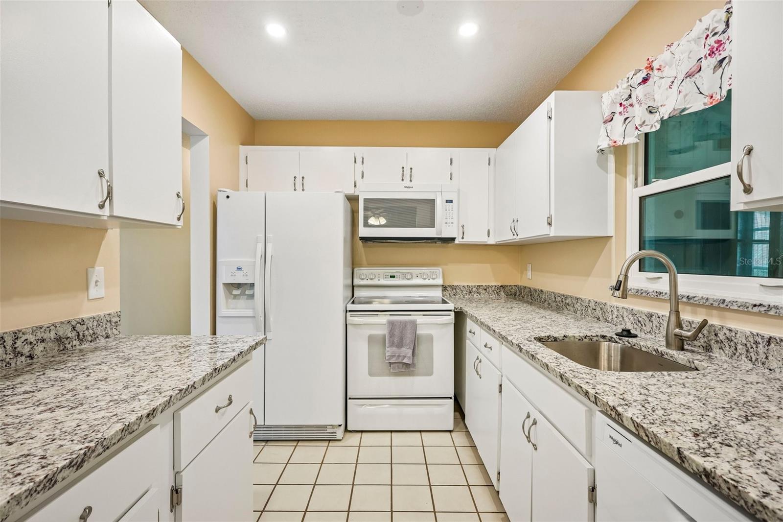 2224 GRENADIER DR — photo 11
