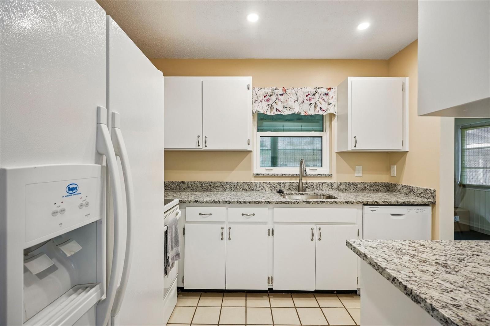 2224 GRENADIER DR — photo 10
