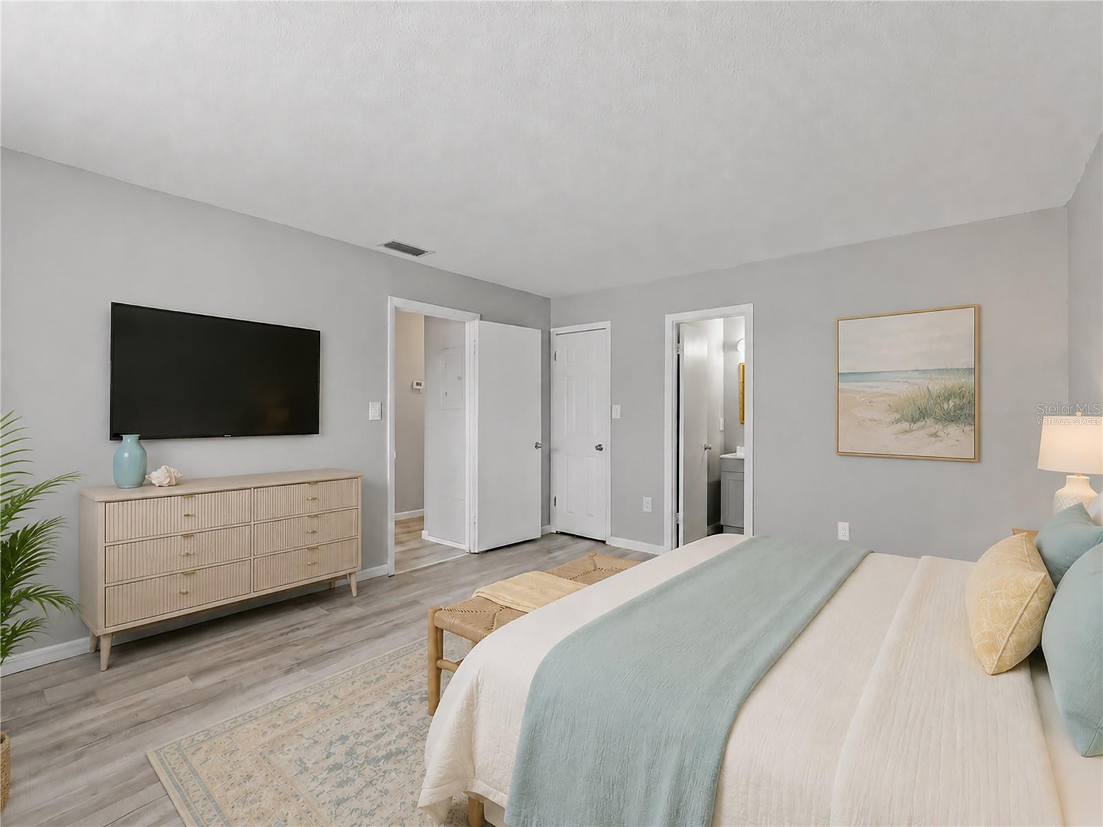 460 BASE AVE E #128 — photo 8