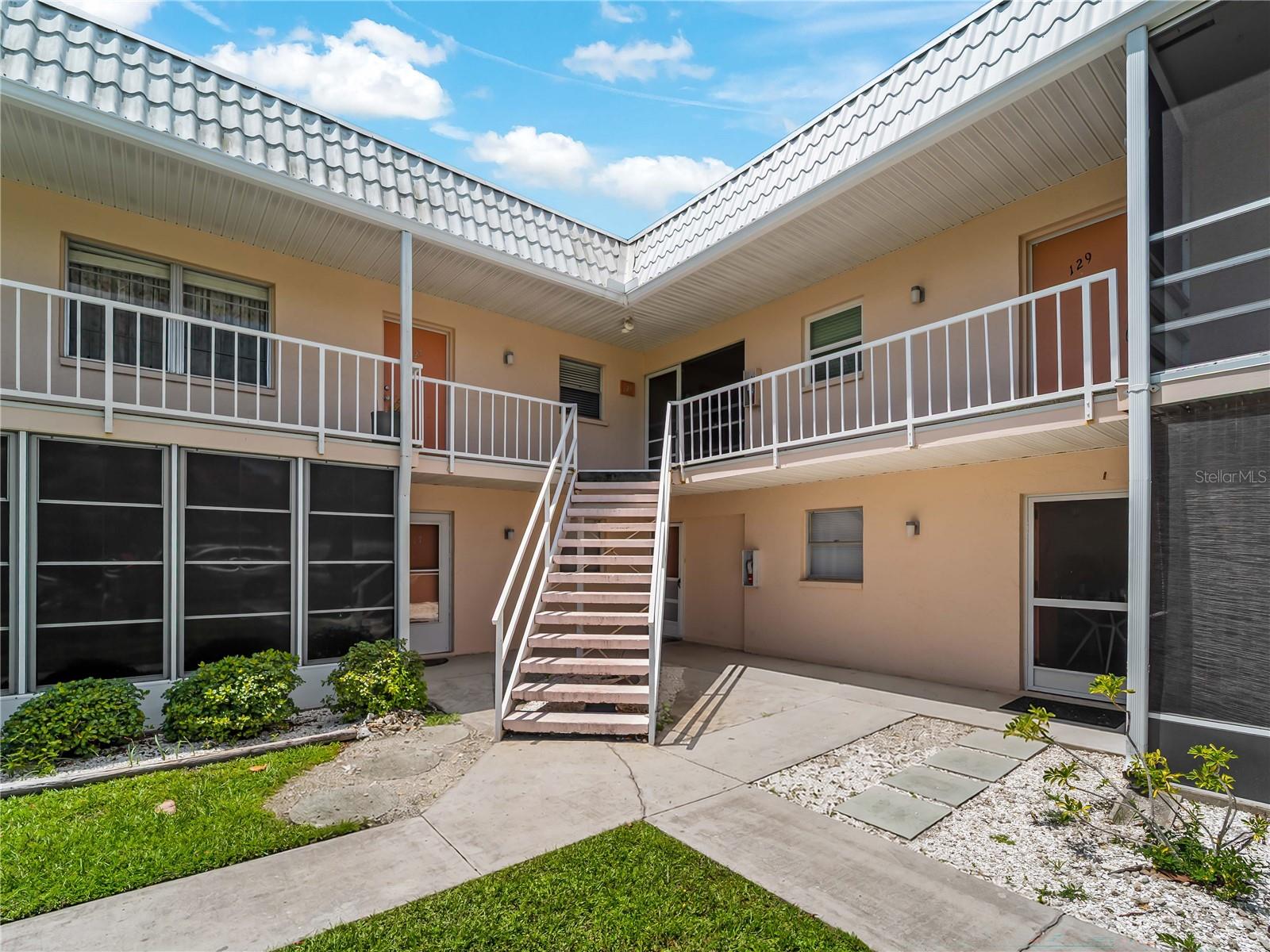 460 BASE AVE E #128 — photo 29