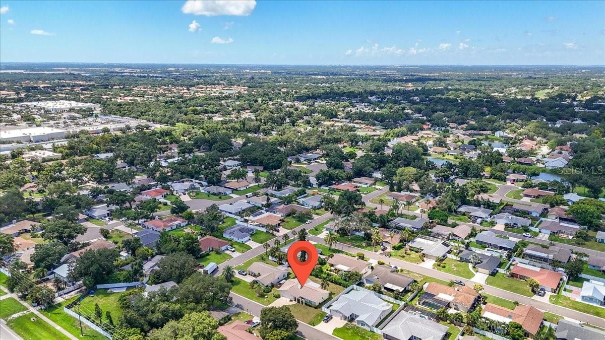 5031 BRANDEIS CIR S — photo 33