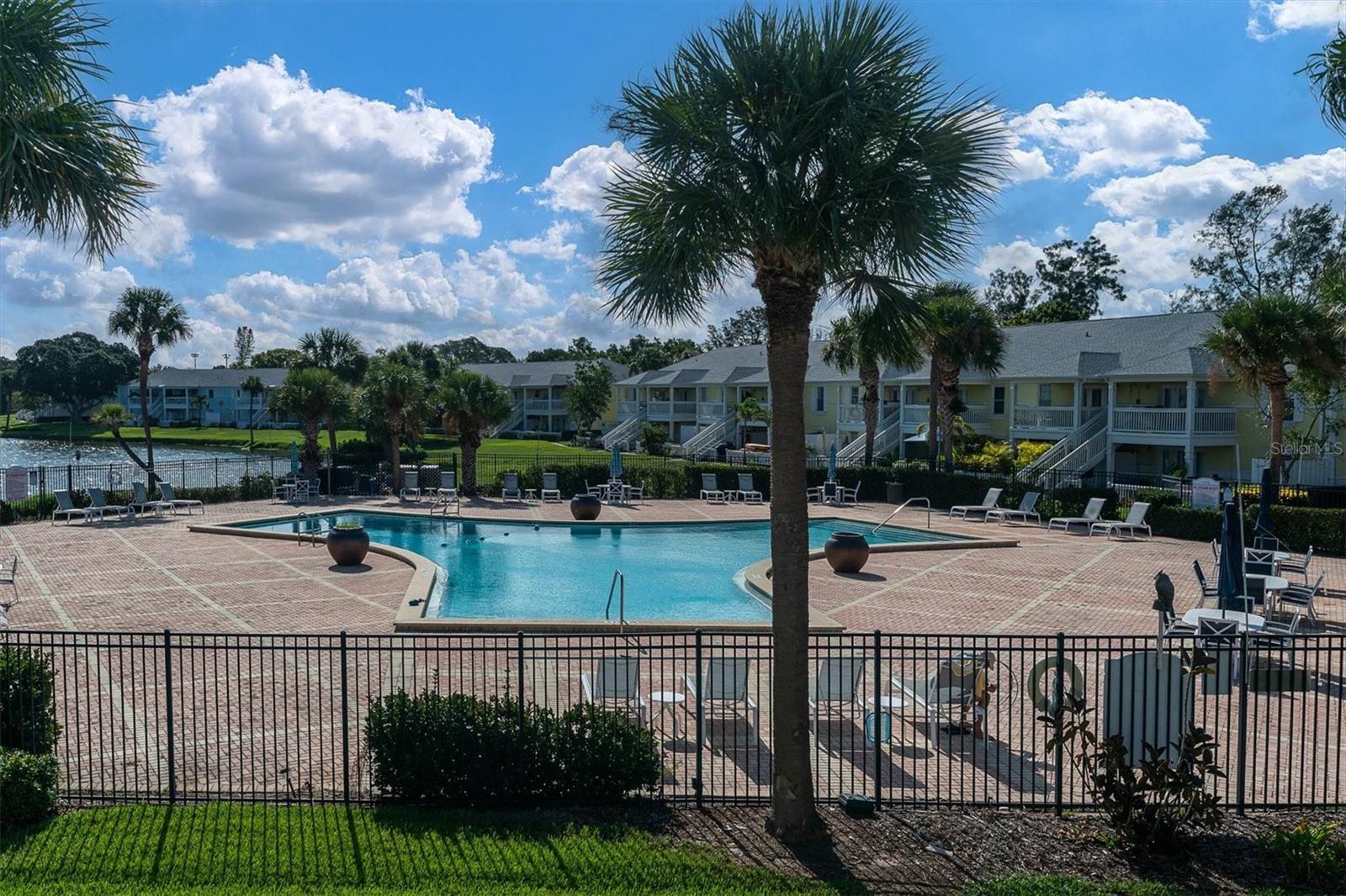 102 POMPANO DR SE #C — photo 28
