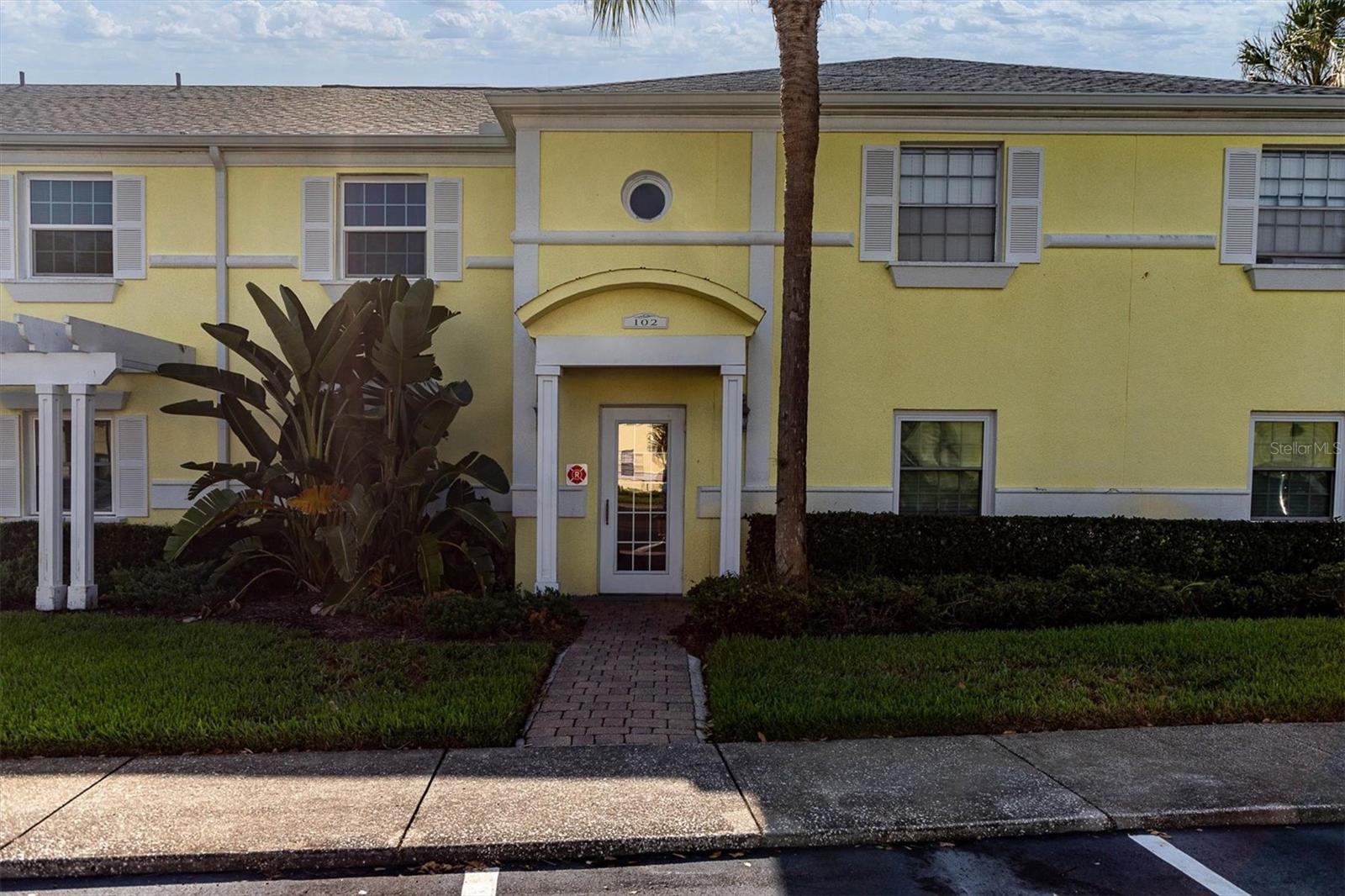 102 POMPANO DR SE #C — photo 2
