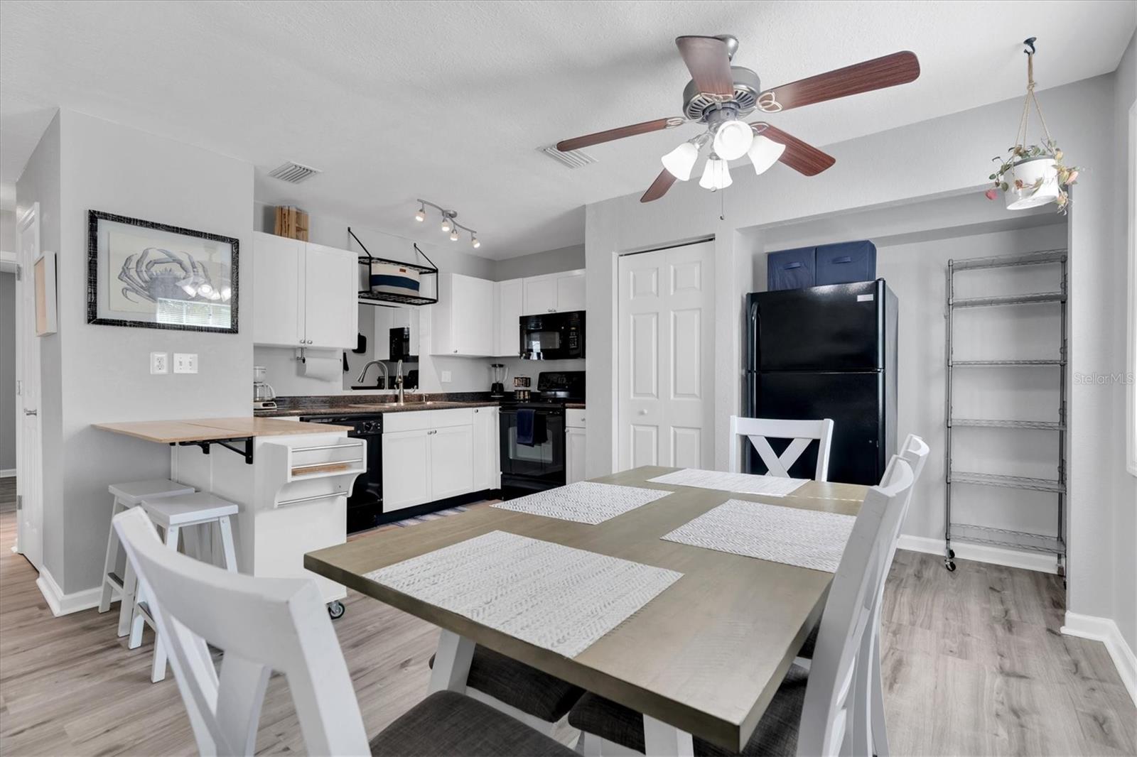102 POMPANO DR SE #C — photo 9