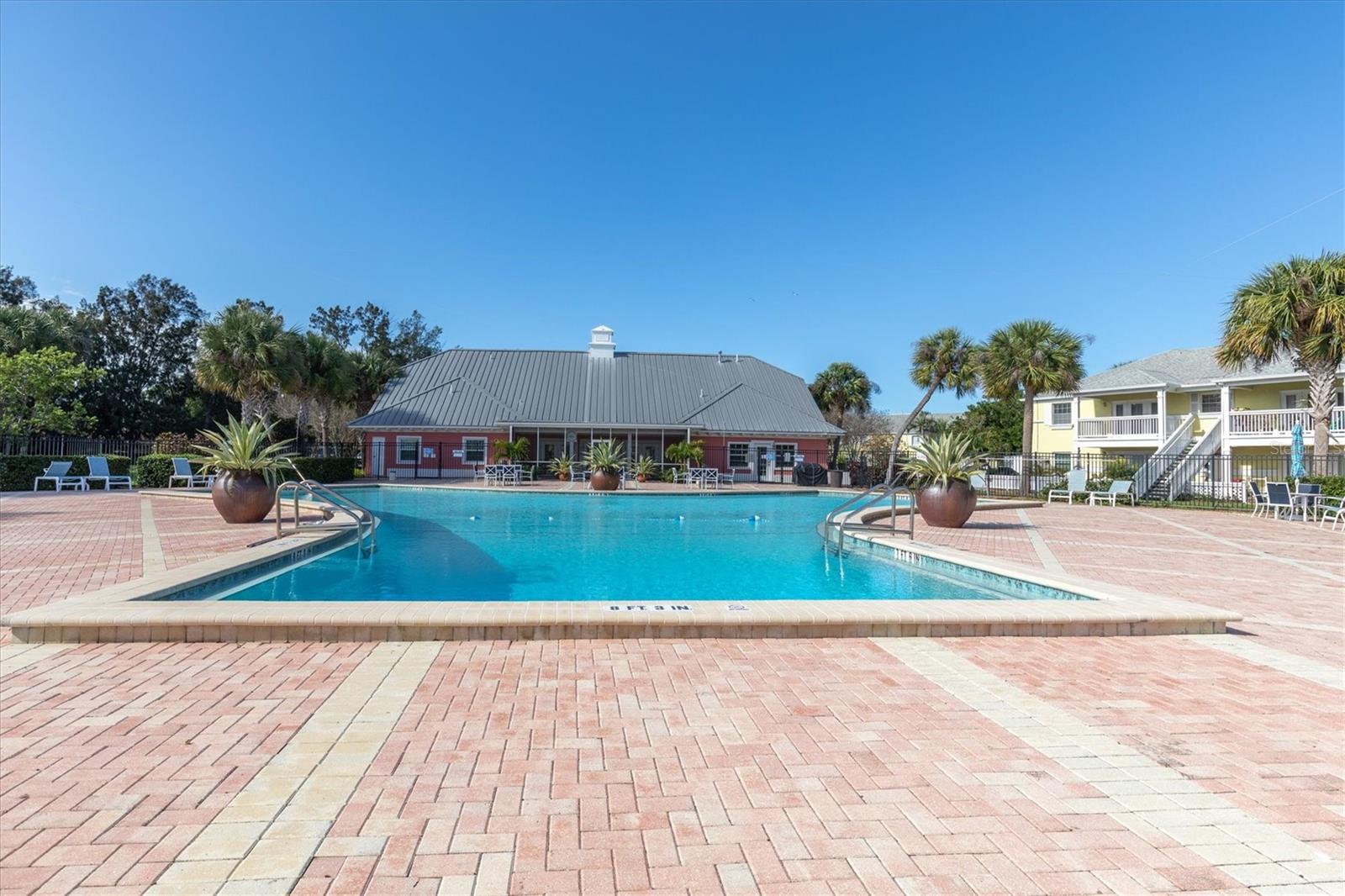 102 POMPANO DR SE #C — photo 29