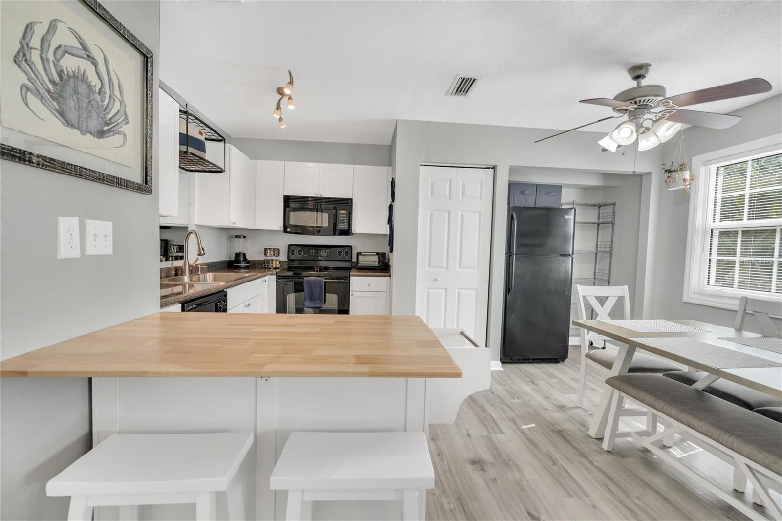 102 POMPANO DR SE #C — photo 11