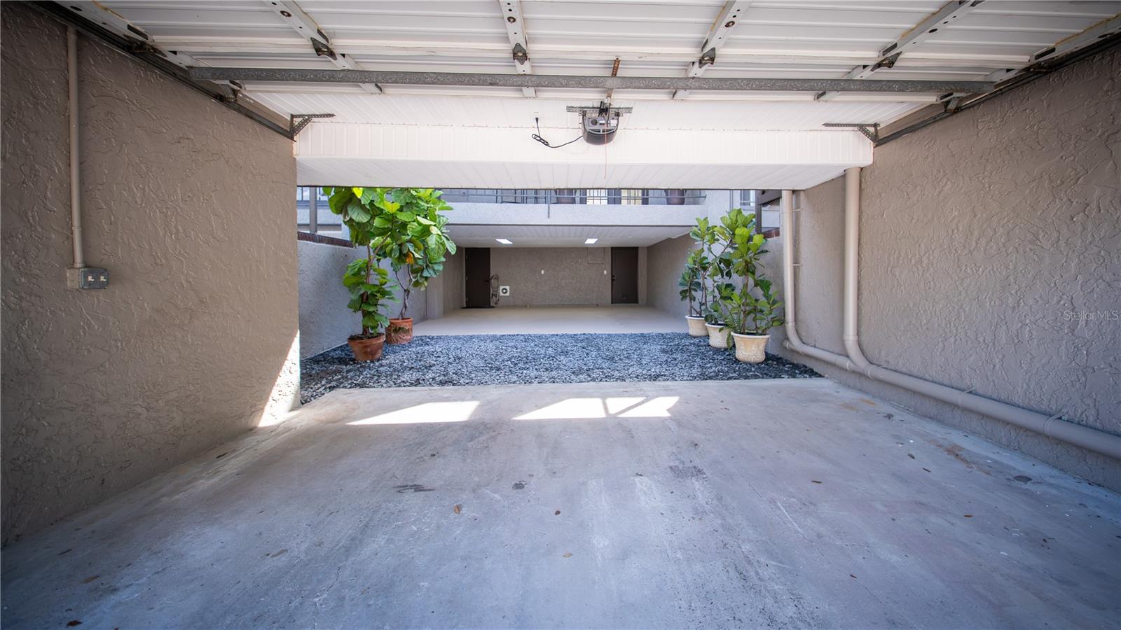 164 E DAVIS BLVD — photo 25