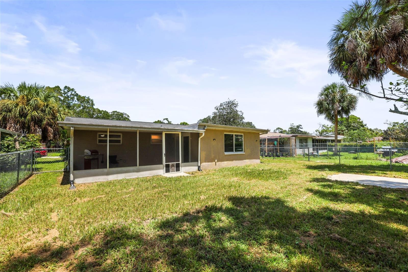 5646 QUIST DR — photo 21