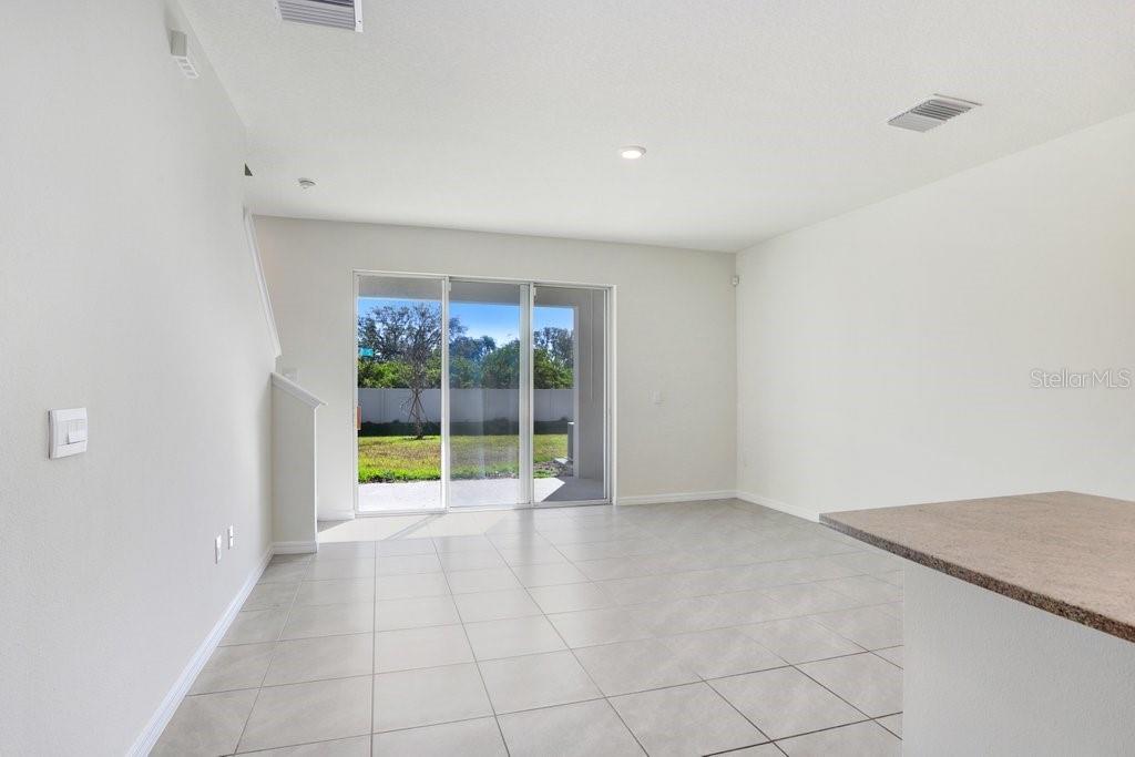 366 MANGROVE SHADE CIR — photo 7
