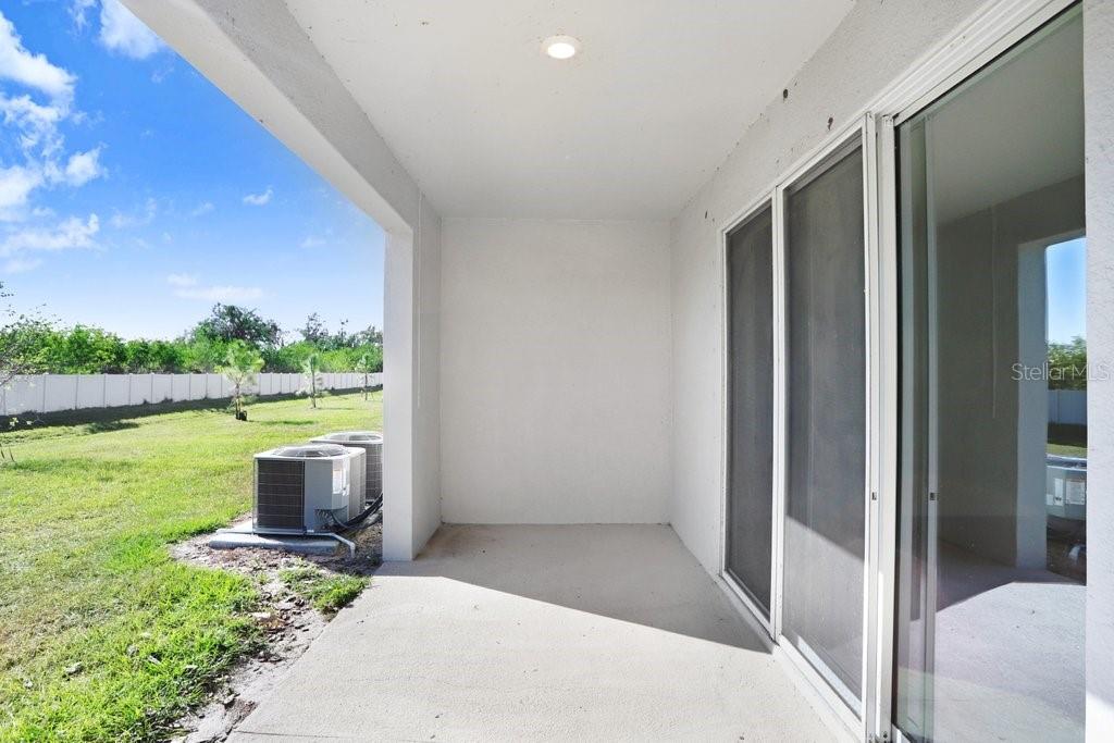 366 MANGROVE SHADE CIR — photo 20