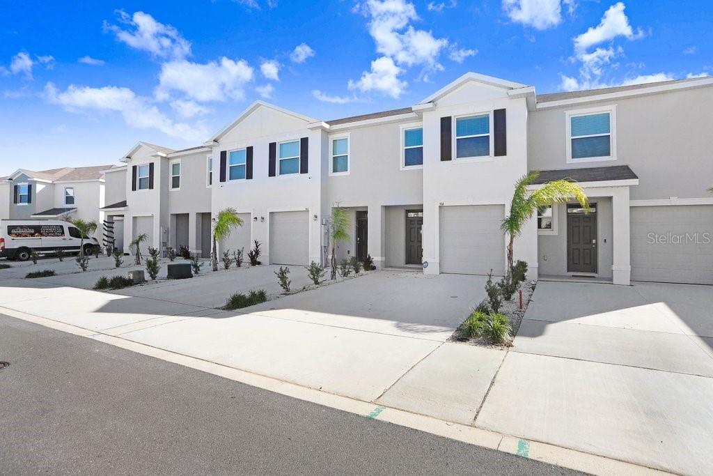 366 MANGROVE SHADE CIR — photo 2