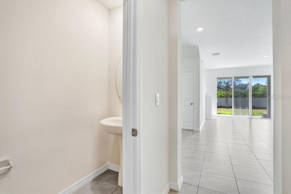 366 MANGROVE SHADE CIR — photo 9