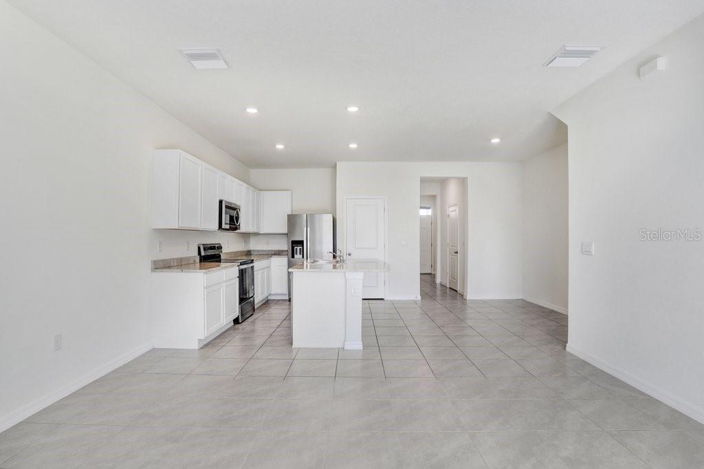 366 MANGROVE SHADE CIR — photo 8