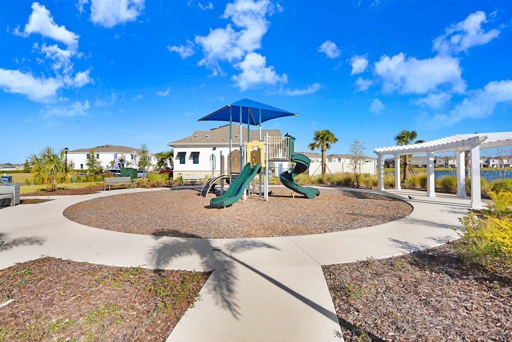 366 MANGROVE SHADE CIR — photo 24