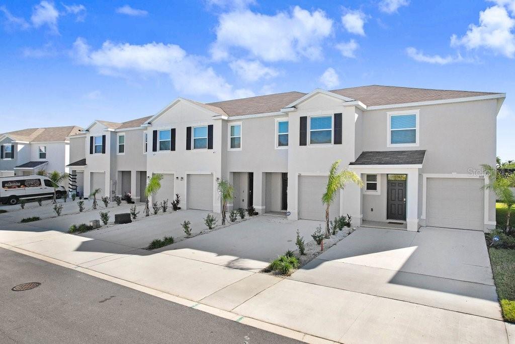366 MANGROVE SHADE CIR — photo 33
