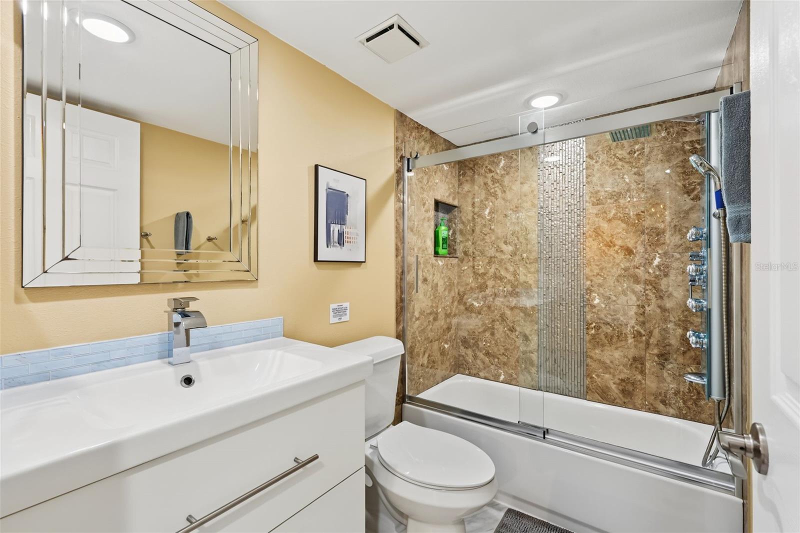 900 COVE CAY DR #2B — photo 33