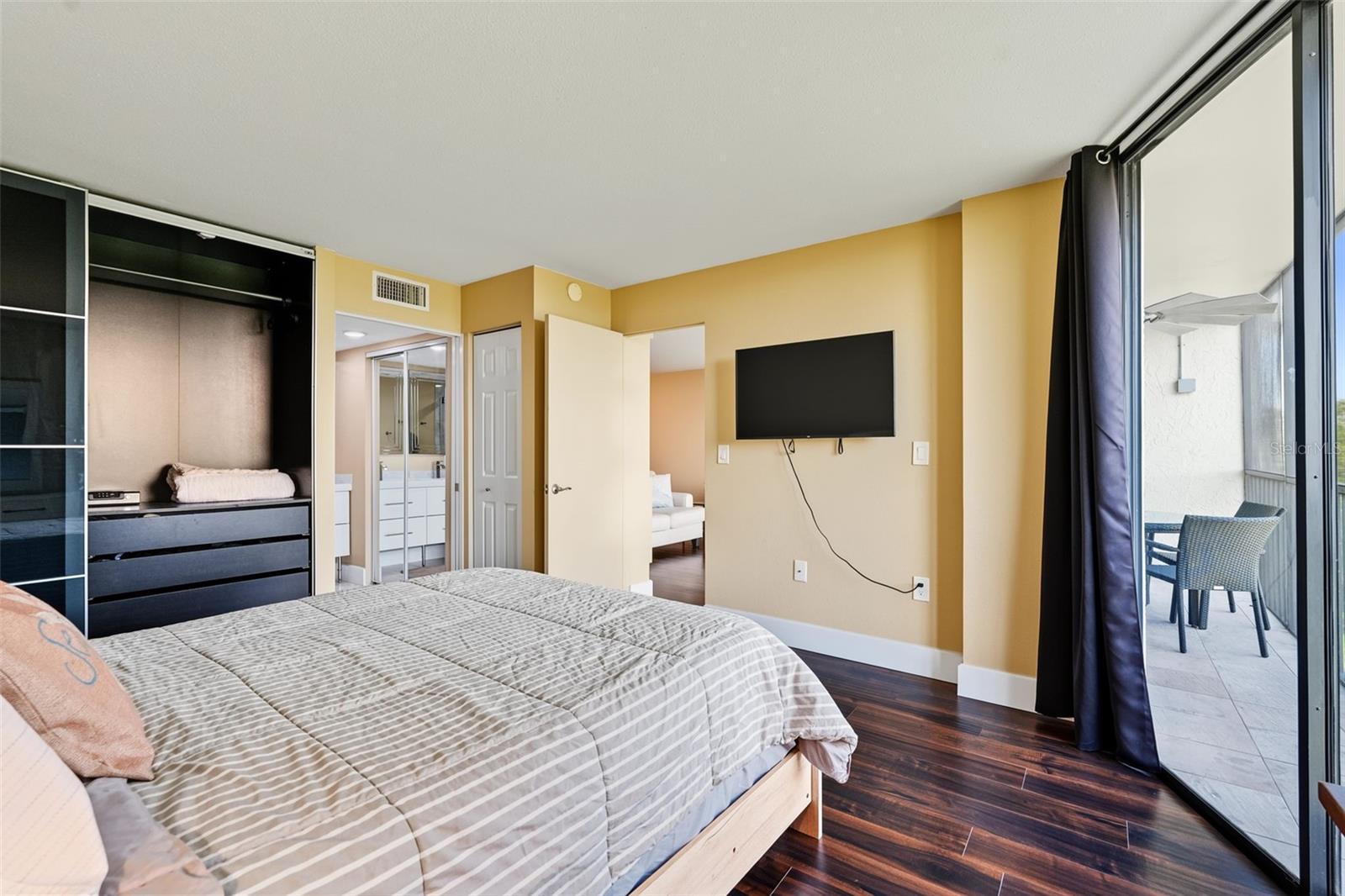 900 COVE CAY DR #2B — photo 39