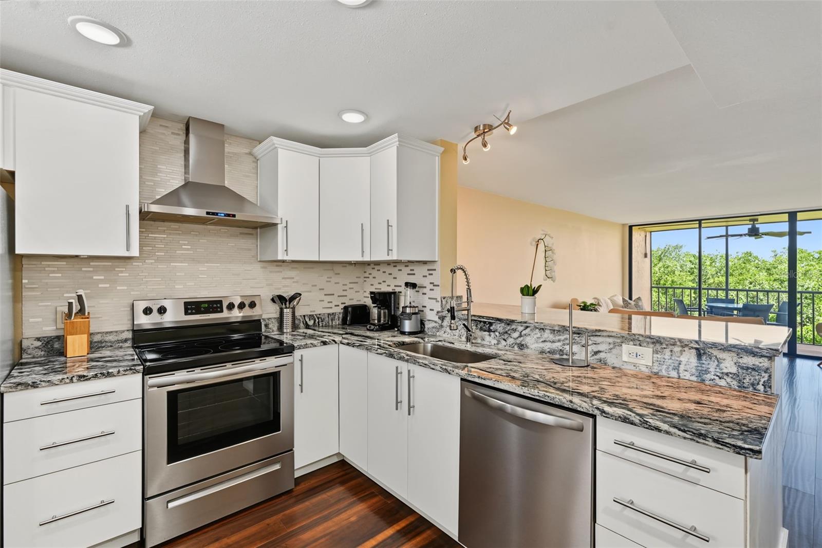 900 COVE CAY DR #2B — photo 14