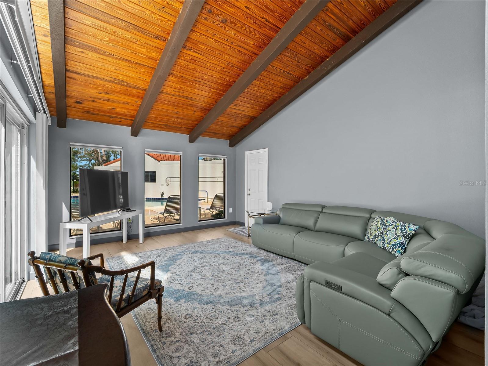 1585 TARPON CENTER DR #21 — photo 5