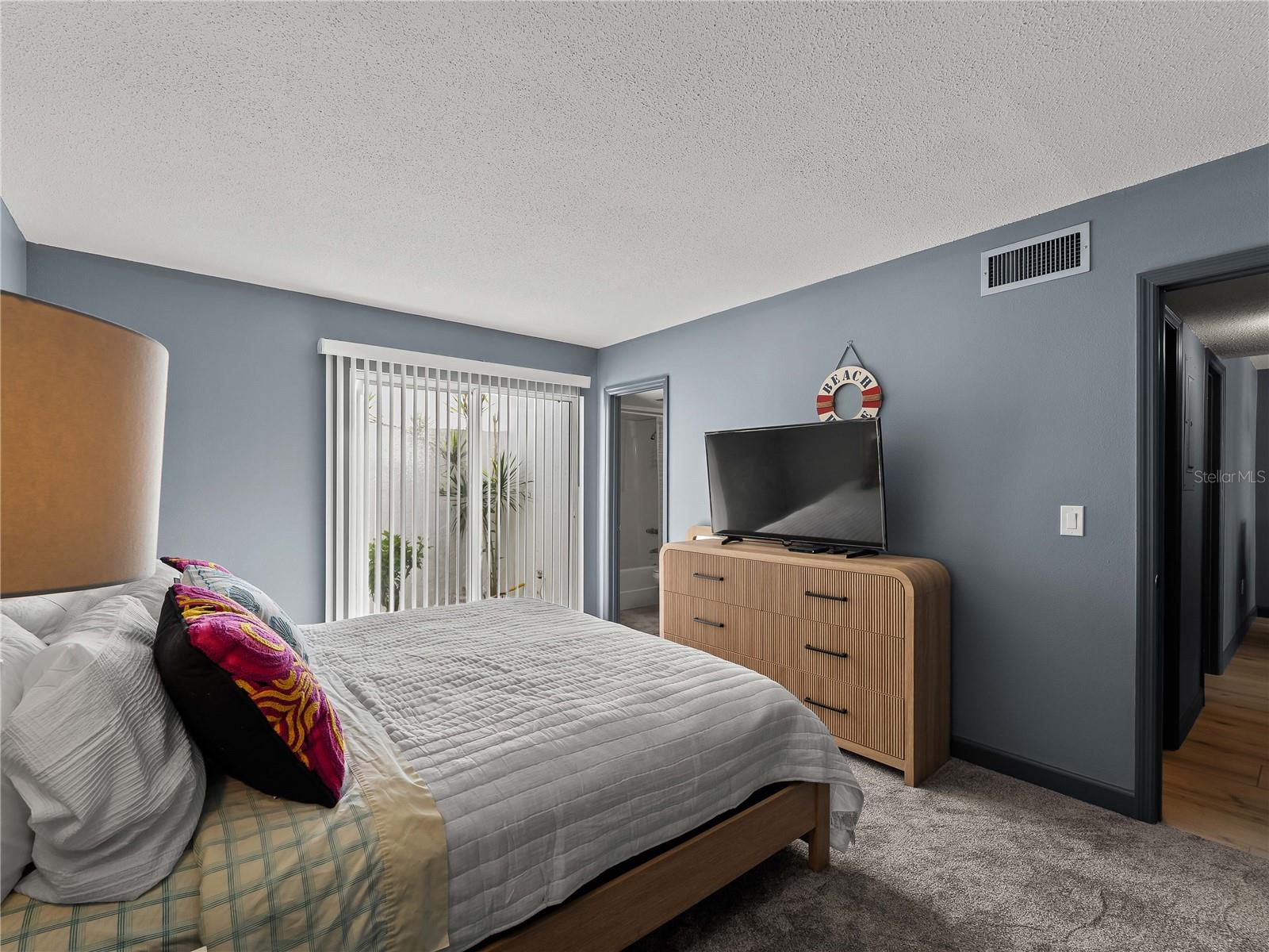 1585 TARPON CENTER DR #21 — photo 18