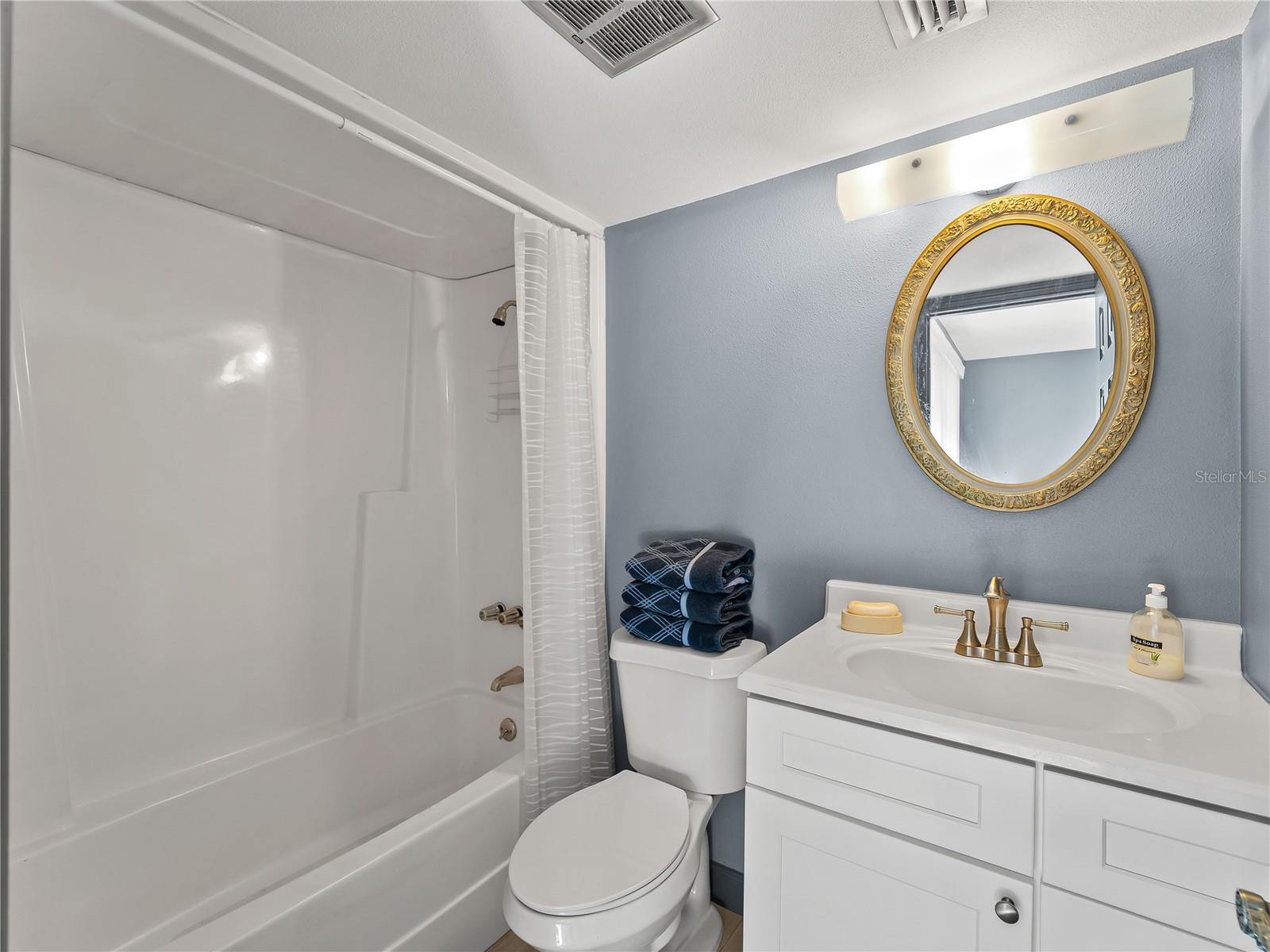 1585 TARPON CENTER DR #21 — photo 20