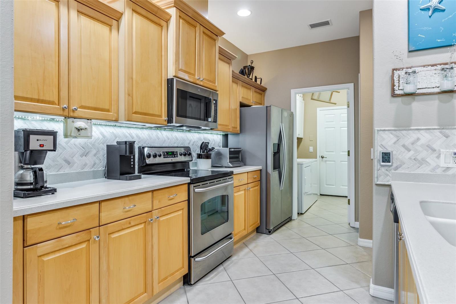 6896 TALON BAY DR — photo 16