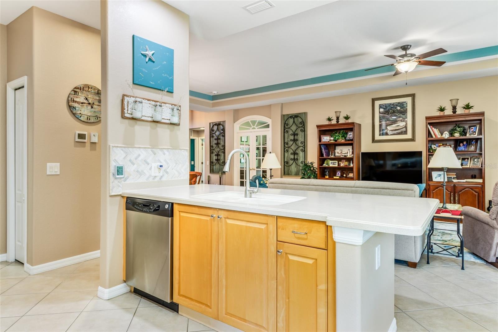 6896 TALON BAY DR — photo 21