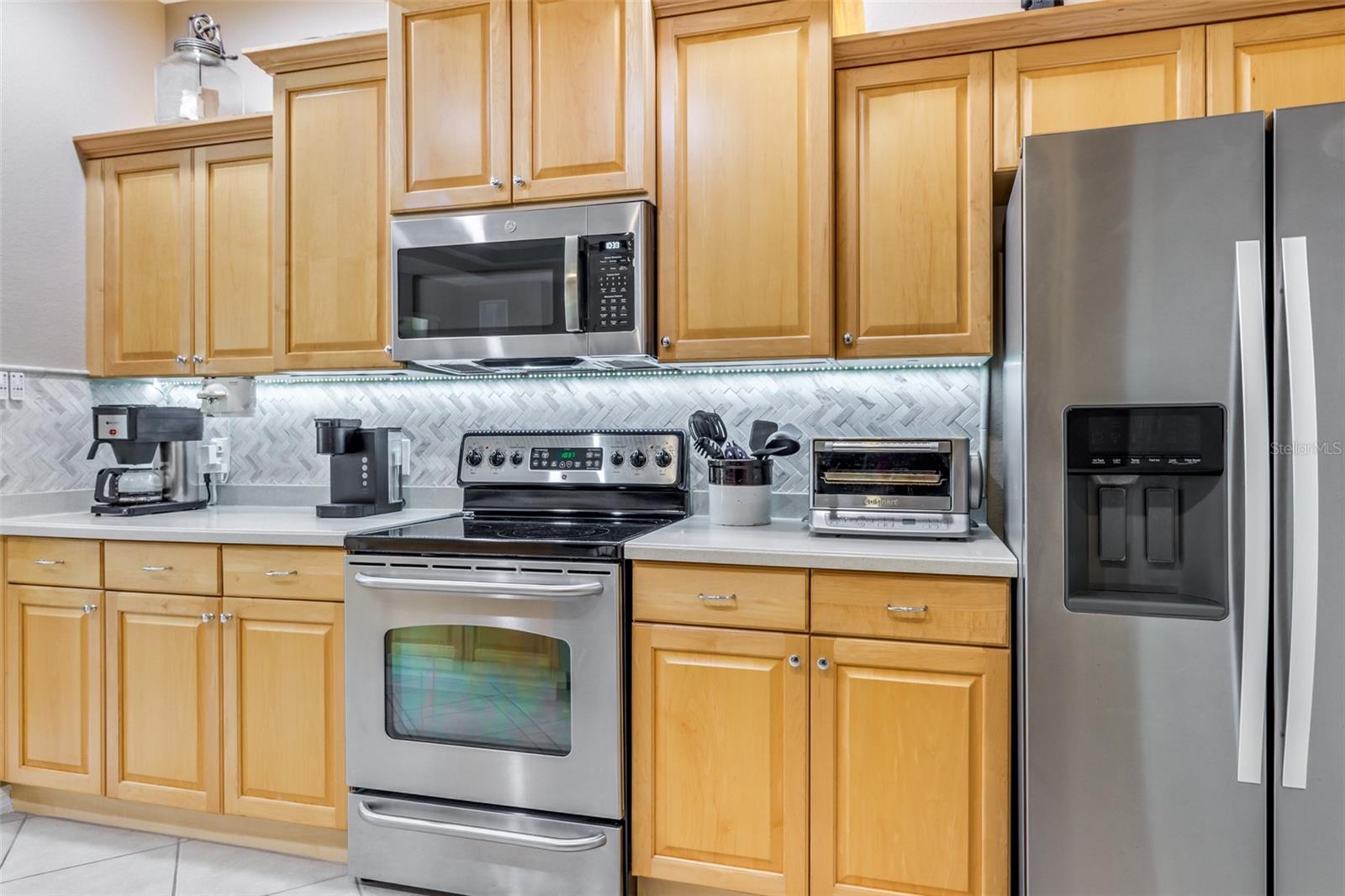 6896 TALON BAY DR — photo 18