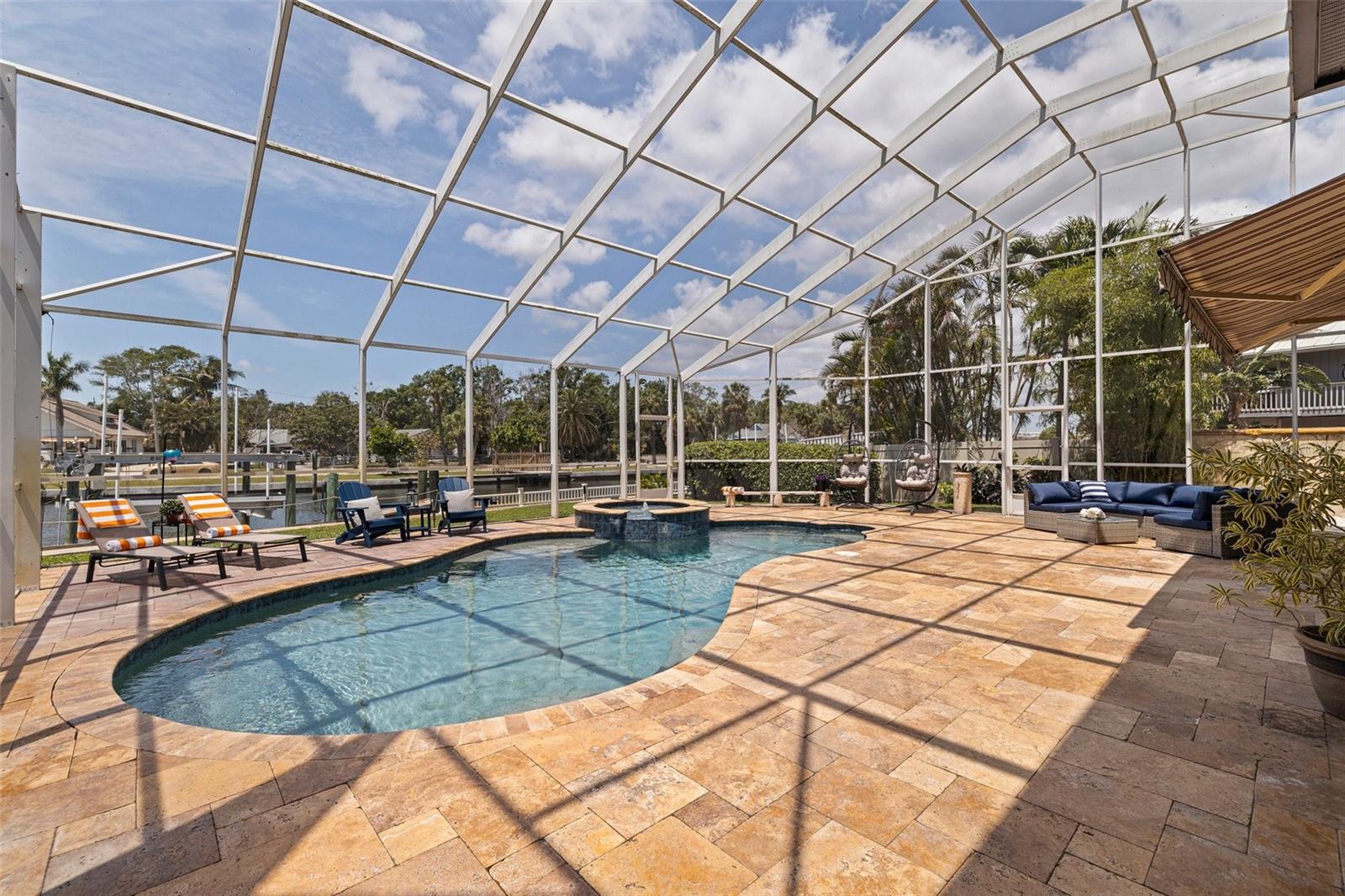 3931 POMPANO DR SE — photo 45