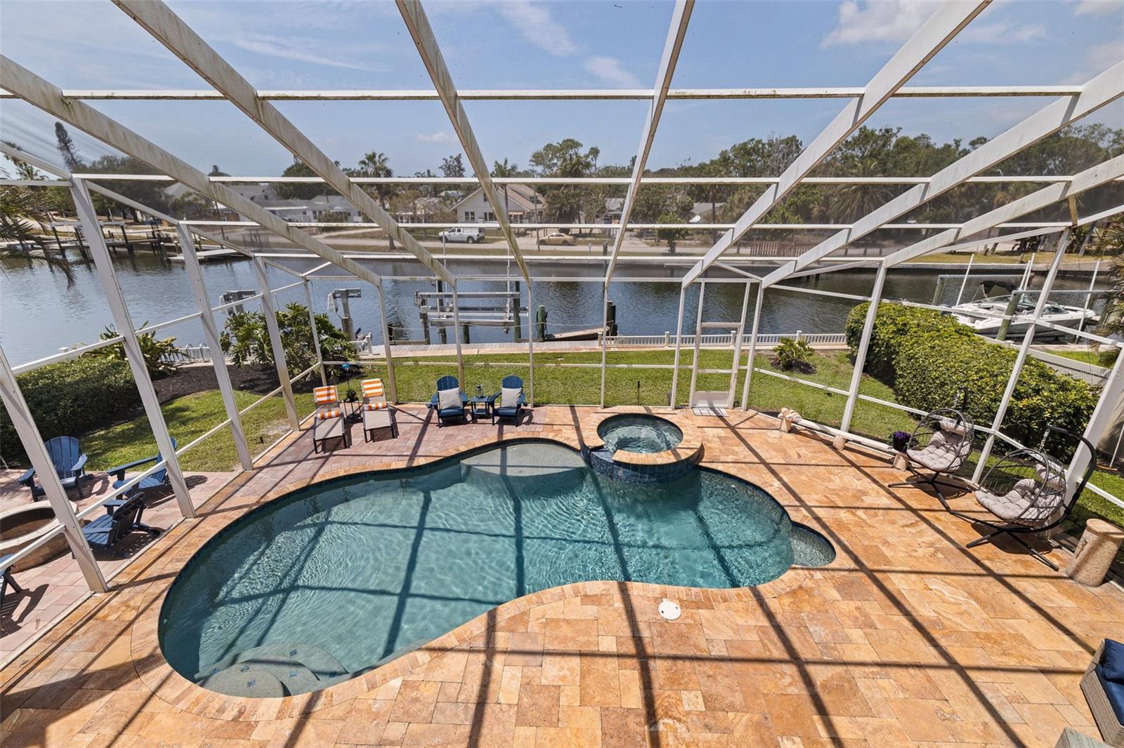3931 POMPANO DR SE — photo 3