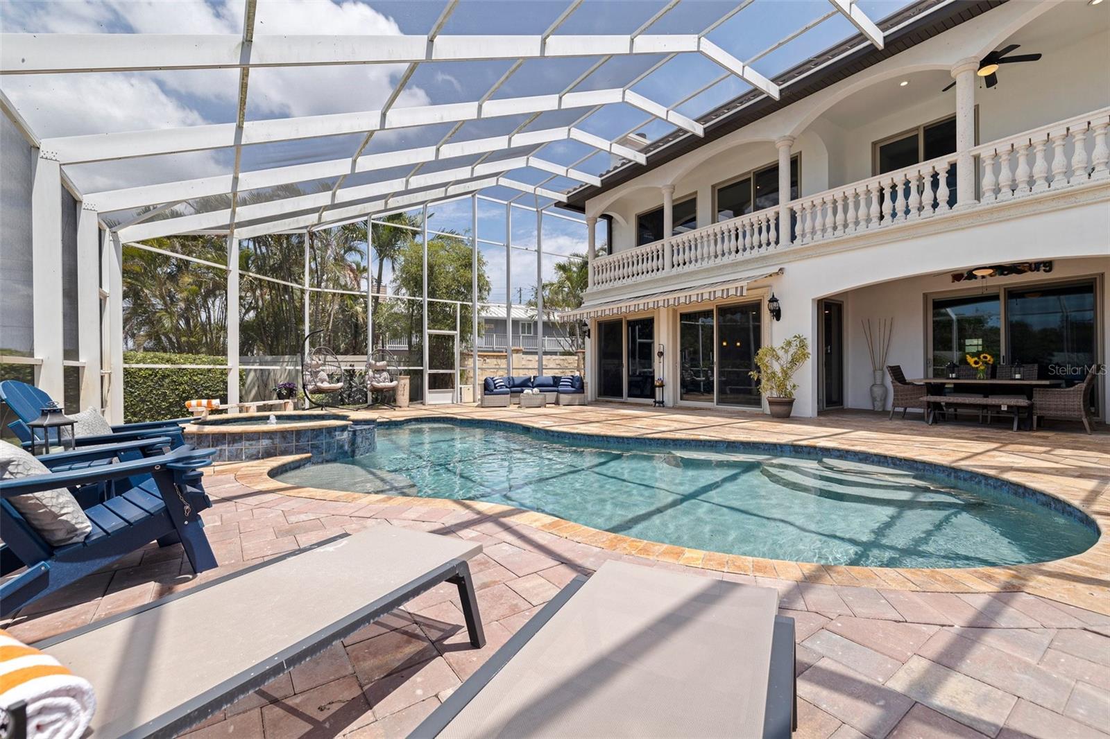 3931 POMPANO DR SE — photo 2