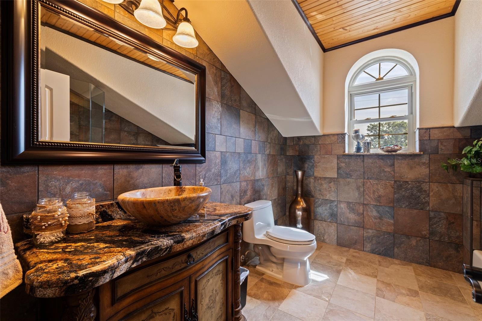3931 POMPANO DR SE — photo 37
