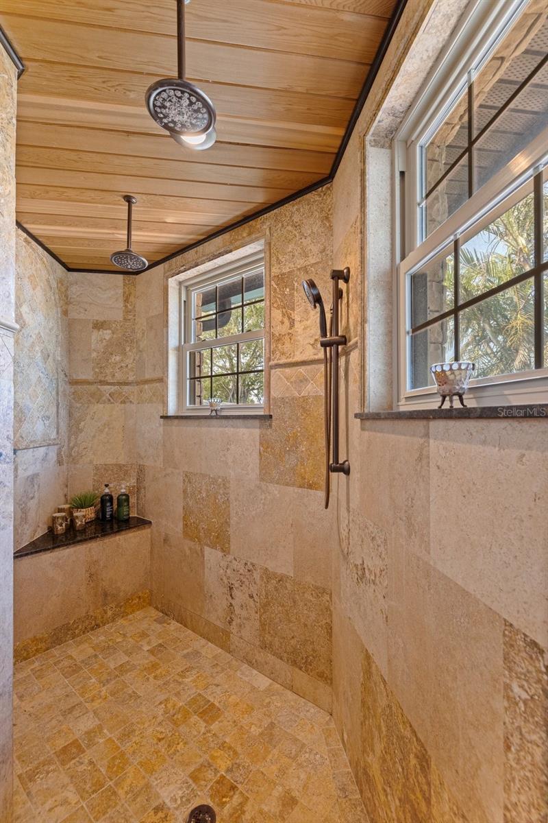 3931 POMPANO DR SE — photo 28