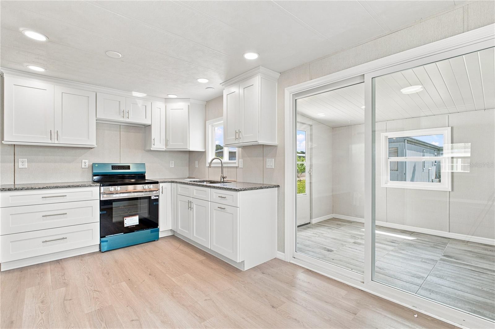 10912 JUSTICE DR — photo 7