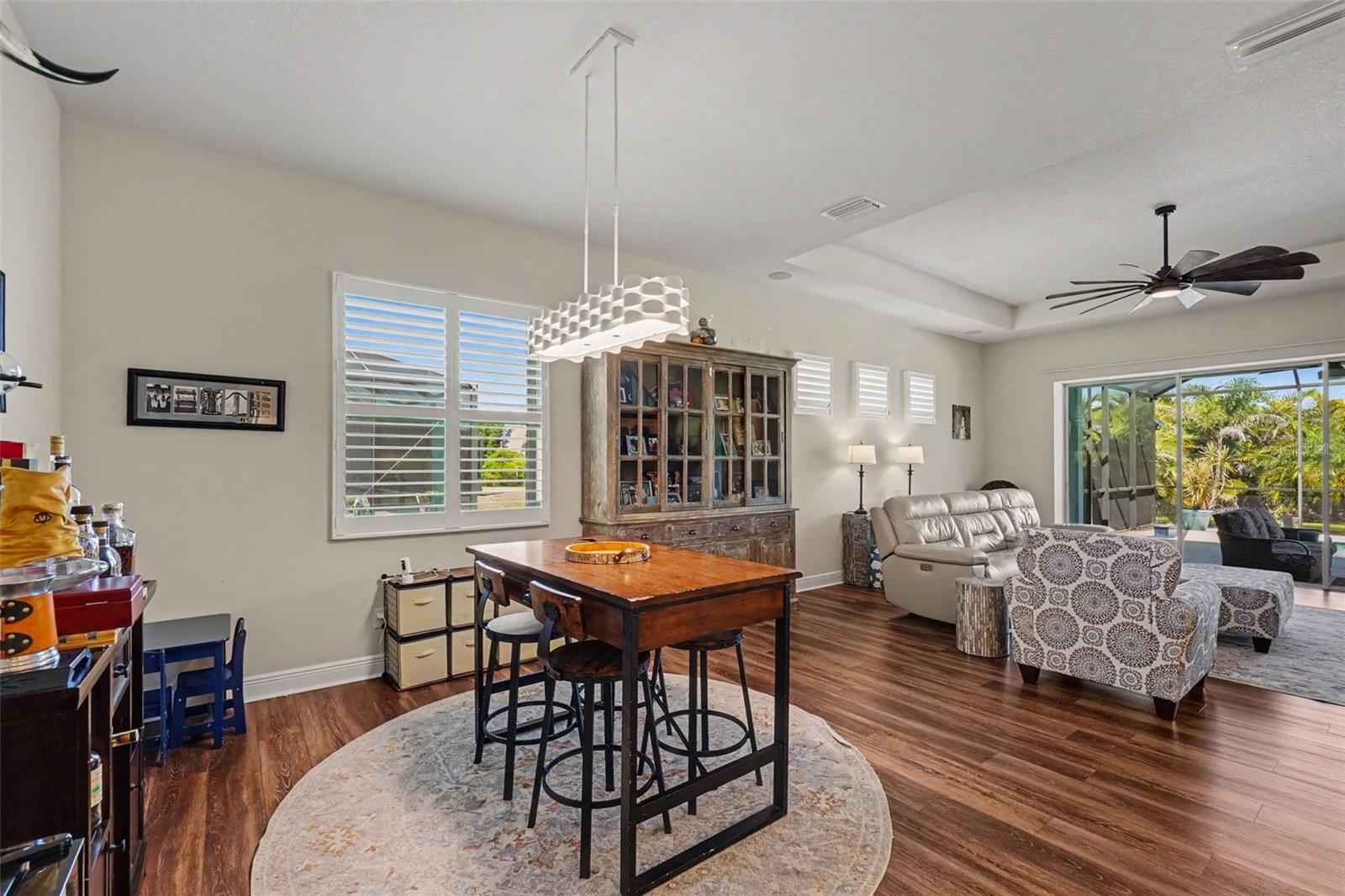 4502 RENWICK DR — photo 11