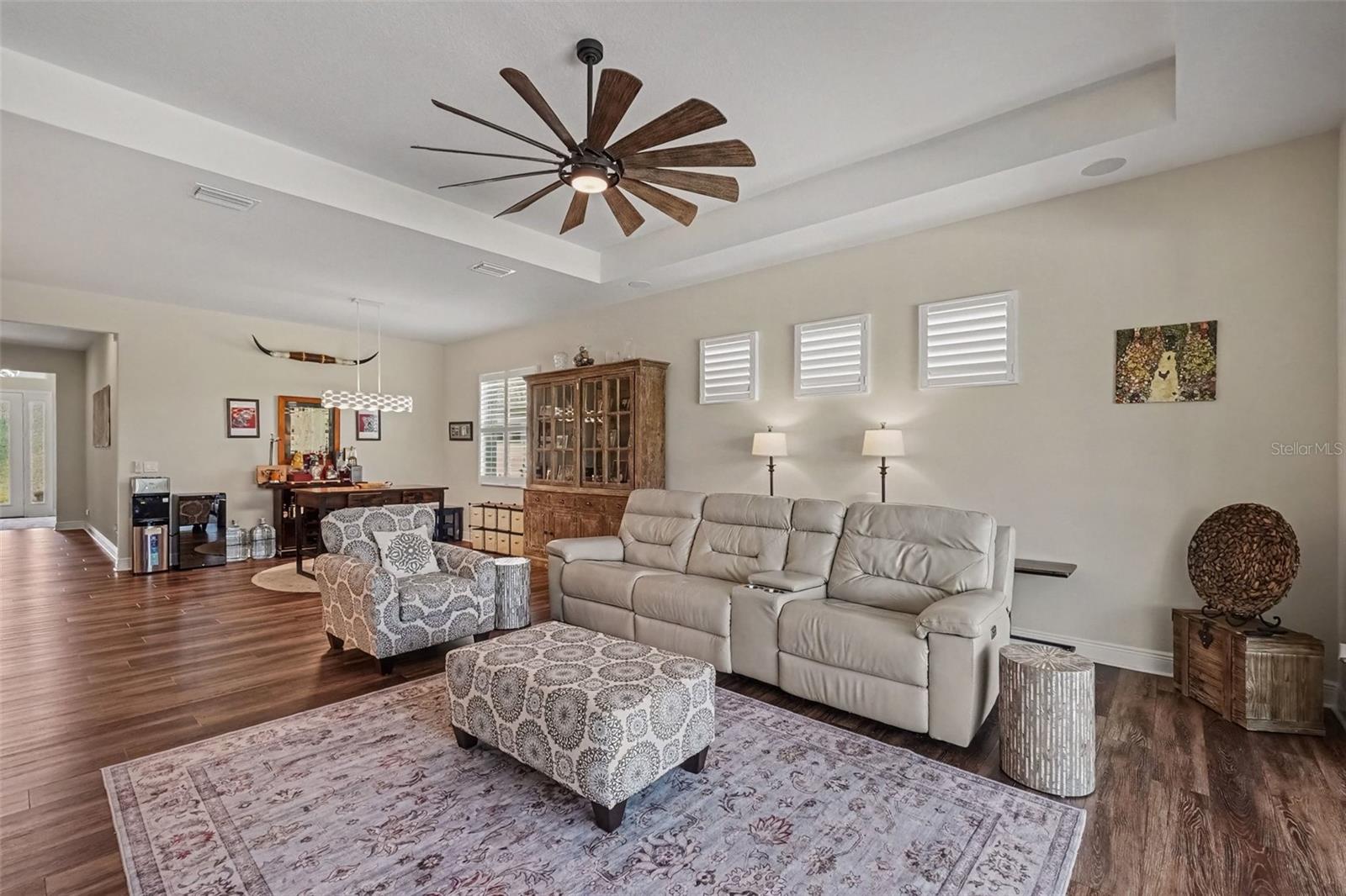 4502 RENWICK DR — photo 9