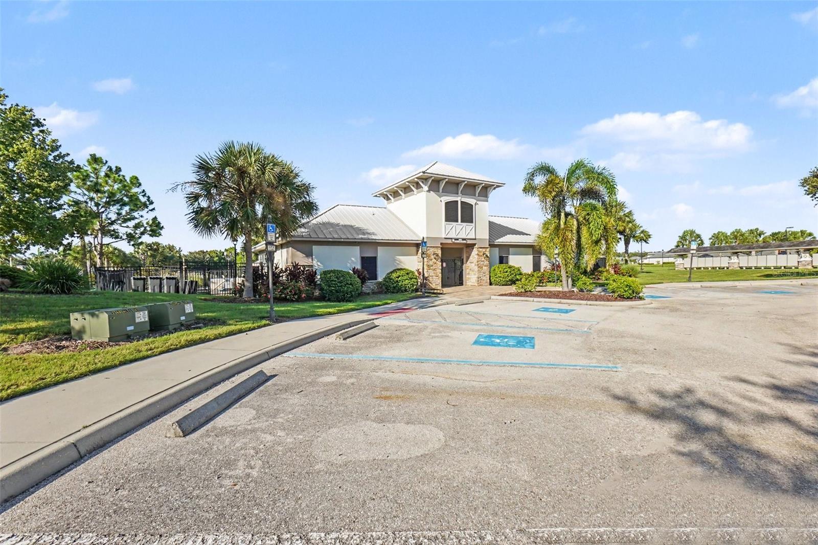 4502 RENWICK DR — photo 26