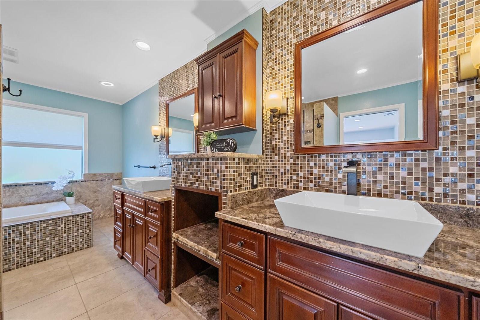 6840 COUNTRY LAKES CIR — photo 16