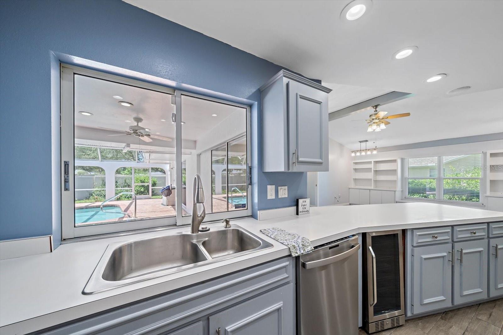 6840 COUNTRY LAKES CIR — photo 10