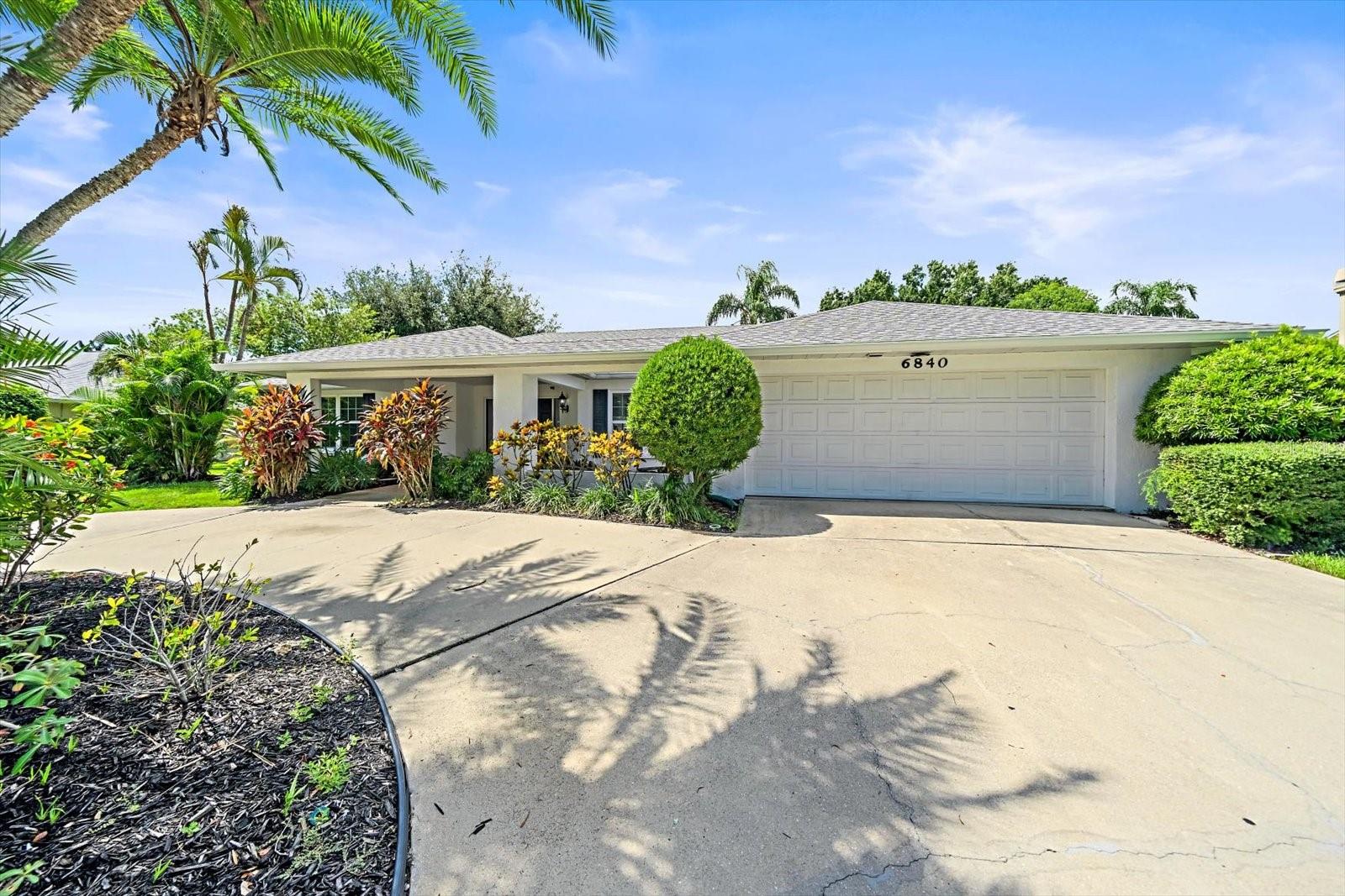 6840 COUNTRY LAKES CIR — photo 4