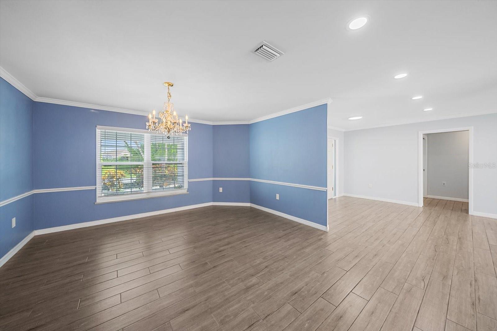 6840 COUNTRY LAKES CIR — photo 36