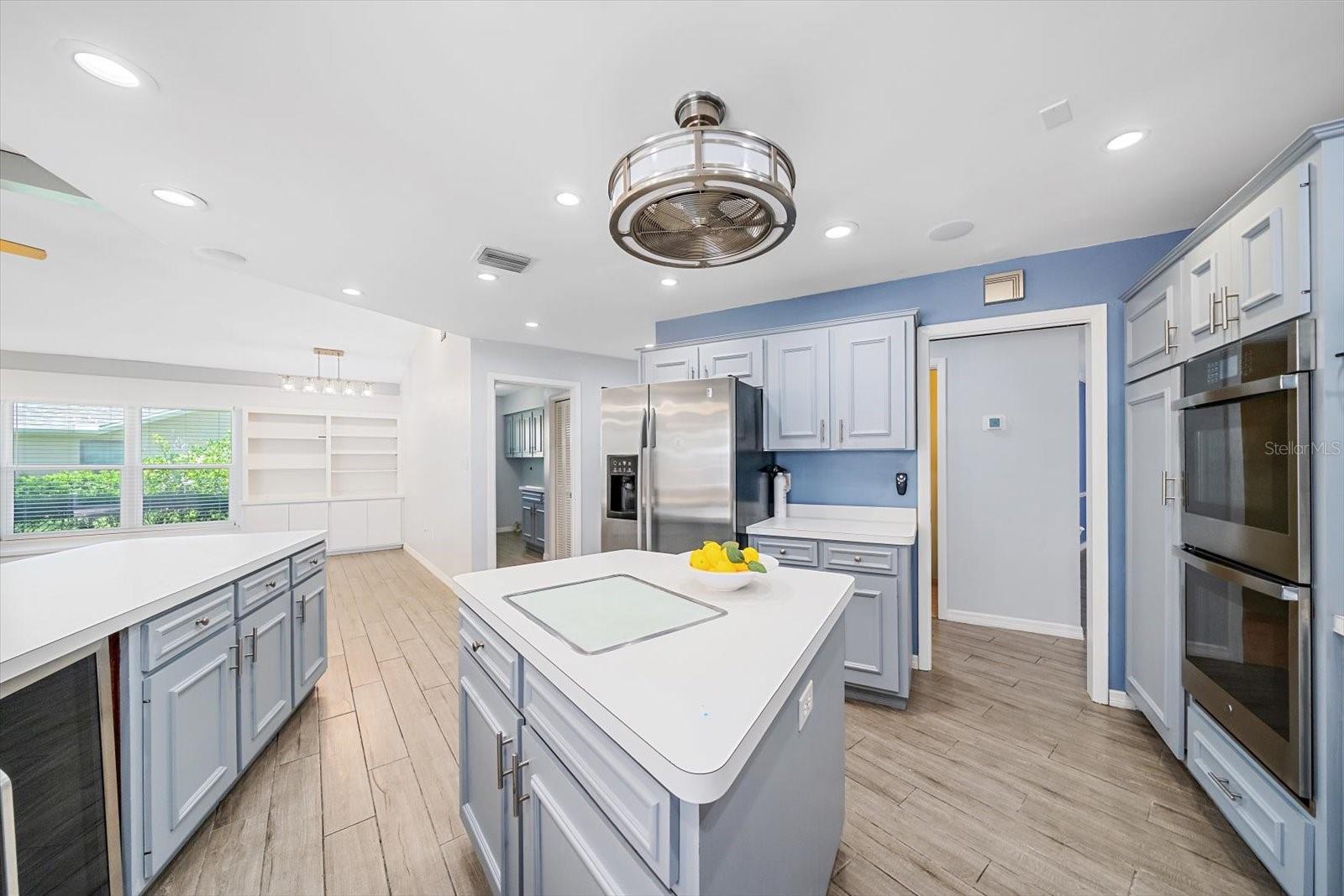 6840 COUNTRY LAKES CIR — photo 8